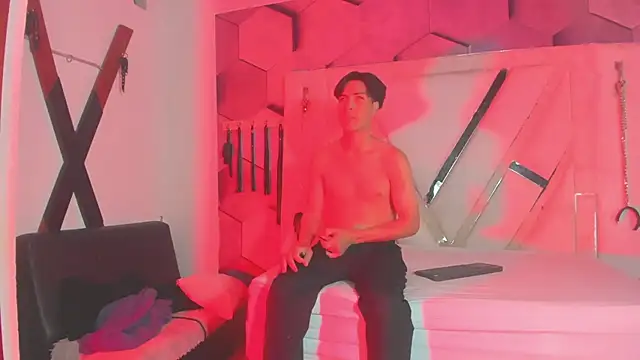 StevenHumps online show from September 18, 2025, 2:58 am