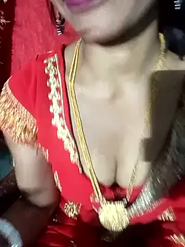 Snapshot of Bhabhilux2025 chatting on April 15, 2026, 7:58 pm Bhabhilux2025 online show from April 15, 2026, 7:58 pm