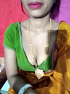 Snapshot of Bhabhilux2025 chatting on April 11, 2026, 5:48 am Bhabhilux2025 online show from April 11, 2026, 5:48 am