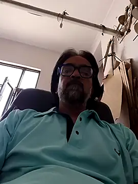 malhotra21 online show from September 26, 2025, 8:32 am