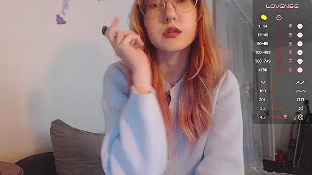 Snapshot of ohmycheryl chatting on October 27, 2025, 7:15 pm ohmycheryl online show from October 27, 2025, 7:15 pm