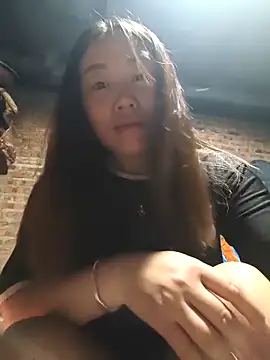 siki-00 online show from December 4, 2025, 11:37 pm