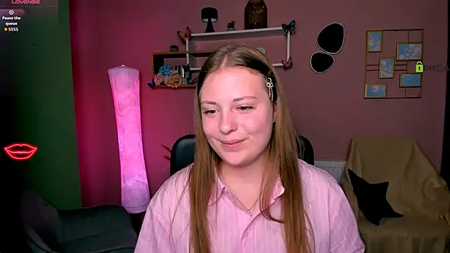 melani bumm online show from November 19, 2025, 1:44 pm