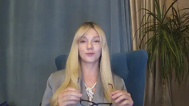 Zurelis online show from November 6, 2025, 1:48 pm