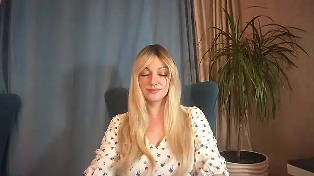 Zurelis online show from November 7, 2025, 12:53 pm