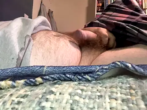 AverageBloke93 online show from December 15, 2025, 9:15 am