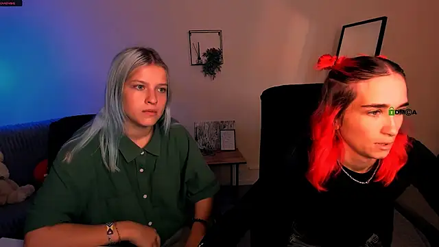 elara night online show from September 10, 2025, 5:17 am