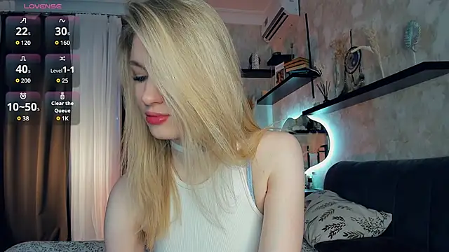 Snapshot of FrancisBivona chatting on December 5, 2025, 8:24 am FrancisBivona online show from December 5, 2025, 8:24 am