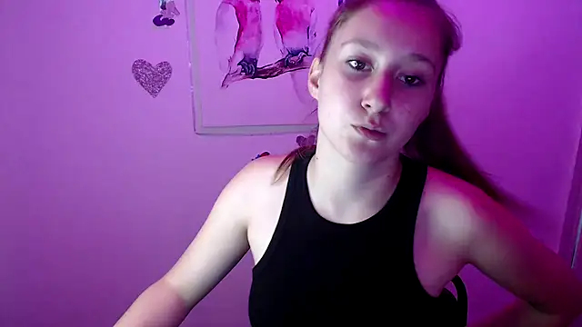 Snapshot of Milka_kamila chatting on September 16, 2025, 12:28 pm Milka kamila online show from September 16, 2025, 12:28 pm