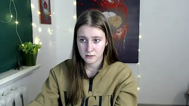 Snapshot of Milka_kamila chatting on December 15, 2025, 3:18 pm Milka kamila online show from December 15, 2025, 3:18 pm