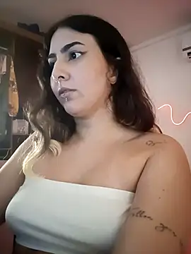 Snapshot of ApenasLys chatting on November 5, 2025, 10:35 pm ApenasLys online show from November 5, 2025, 10:35 pm