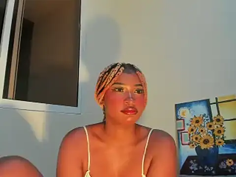 Snapshot of SophiaBloss chatting on May 31, 2026, 7:47 am SophiaBloss online show from May 31, 2026, 7:47 am