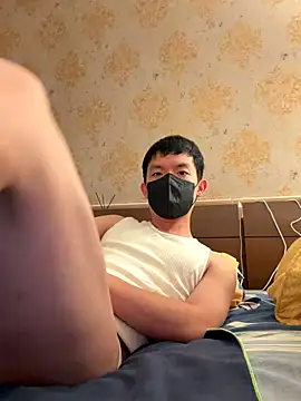 kaikai1335 online show from November 9, 2025, 6:39 am