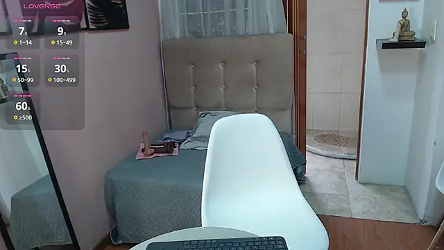 Snapshot of amara_rousse1 chatting on September 23, 2025, 1:29 pm amara rousse1 online show from September 23, 2025, 1:29 pm