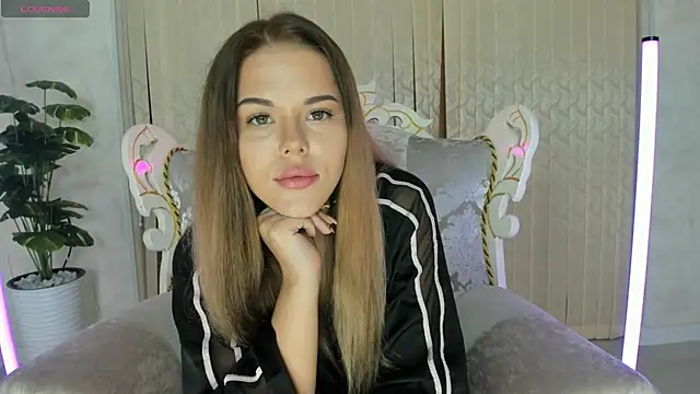 sikorasona online show from October 27, 2025, 11:33 am