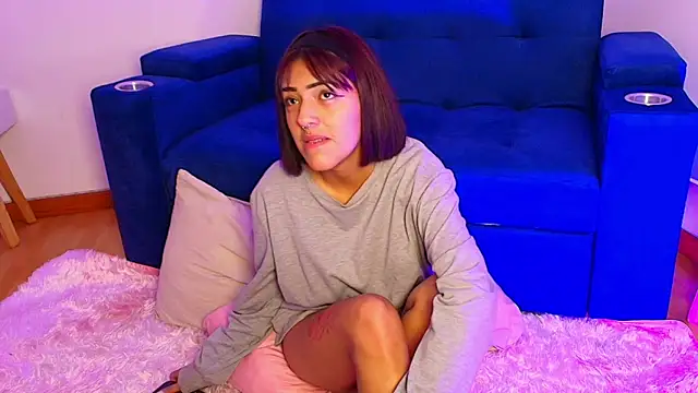 Snapshot of Dulce_Bella_ chatting on November 11, 2025, 8:31 am Dulce Bella online show from November 11, 2025, 8:31 am