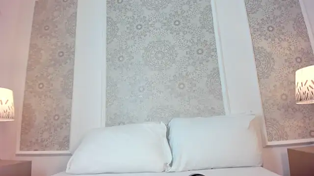 allie bruce online show from December 16, 2025, 10:47 pm