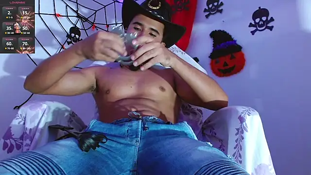 DayroDuran online show from October 26, 2025, 8:09 pm