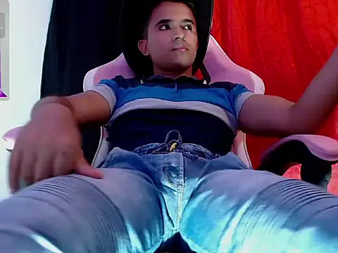 DayroDuran online show from September 13, 2025, 7:25 pm