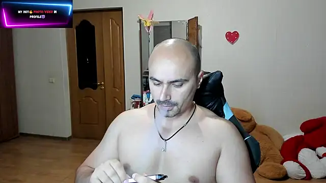 Snapshot of Gri_SH chatting on September 10, 2025, 7:13 pm Gri SH online show from September 10, 2025, 7:13 pm