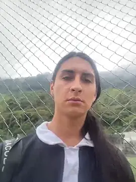 lola diez online show from October 10, 2025, 8:42 pm