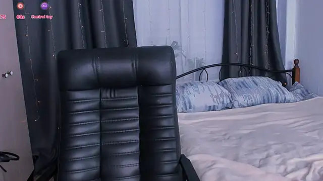 Snapshot of cutieskygirl_ chatting on October 22, 2025, 3:11 pm cutieskygirl online show from October 22, 2025, 3:11 pm