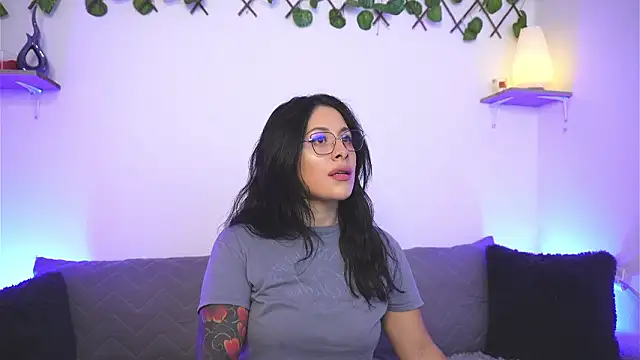 Snapshot of SophiieCumsx chatting on January 17, 2026, 4:49 am SophiieCumsx online show from January 17, 2026, 4:49 am