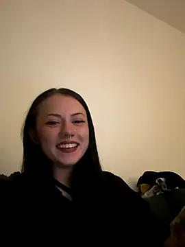 Snapshot of SamiraSchulz chatting on September 12, 2025, 6:40 pm SamiraSchulz online show from September 12, 2025, 6:40 pm