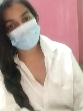 Snapshot of the_saavi chatting on November 29, 2025, 5:24 pm the saavi online show from November 29, 2025, 5:24 pm