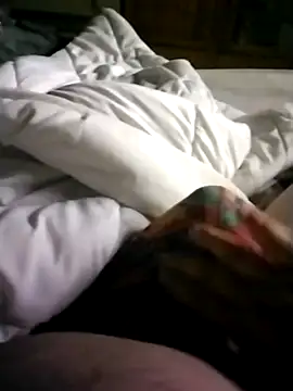 Rubenemil25 online show from September 12, 2025, 12:16 pm