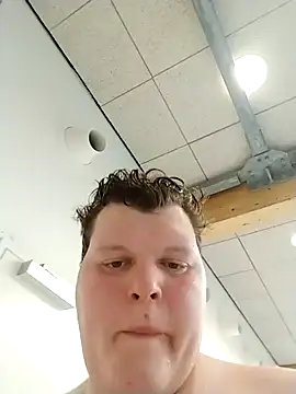 Rubenemil25 online show from February 2, 2026, 11:53 am