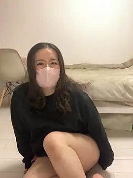 Snapshot of NATSUMI00 chatting on November 27, 2025, 3:34 pm NATSUMI00 online show from November 27, 2025, 3:34 pm