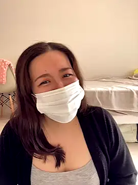 Snapshot of NATSUMI00 chatting on October 28, 2025, 5:08 am NATSUMI00 online show from October 28, 2025, 5:08 am