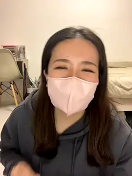 Snapshot of NATSUMI00 chatting on November 26, 2025, 3:34 pm NATSUMI00 online show from November 26, 2025, 3:34 pm