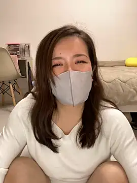 Snapshot of NATSUMI00 chatting on November 9, 2025, 3:38 pm NATSUMI00 online show from November 9, 2025, 3:38 pm