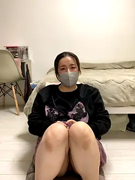 Snapshot of NATSUMI00 chatting on November 12, 2025, 3:38 pm NATSUMI00 online show from November 12, 2025, 3:38 pm