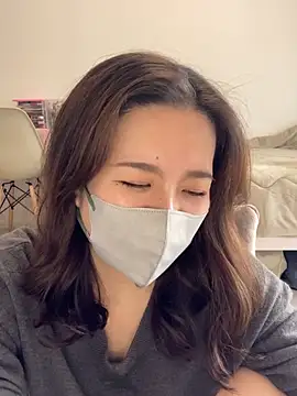 Snapshot of NATSUMI00 chatting on November 11, 2025, 6:08 am NATSUMI00 online show from November 11, 2025, 6:08 am