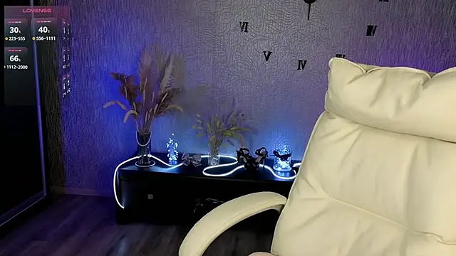 Snapshot of NikkiiStill chatting on November 27, 2025, 4:13 am NikkiiStill online show from November 27, 2025, 4:13 am