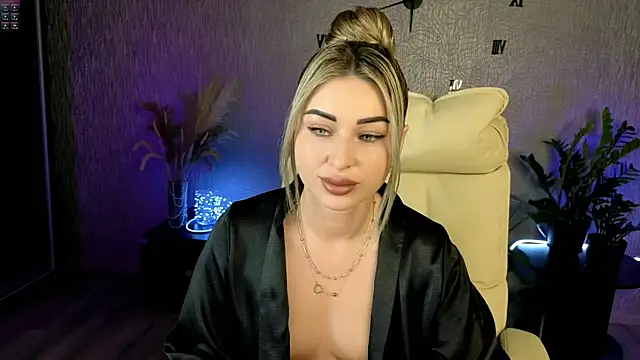 Snapshot of NikkiiStill chatting on March 2, 2026, 3:18 am NikkiiStill online show from March 2, 2026, 3:18 am