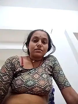 Snapshot of Sonam_shinde chatting on April 10, 2026, 6:48 pm Sonam shinde online show from April 10, 2026, 6:48 pm