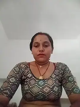 Snapshot of Sonam_shinde chatting on March 30, 2026, 5:53 am Sonam shinde online show from March 30, 2026, 5:53 am