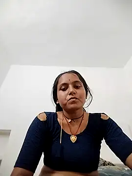 Snapshot of Sonam_shinde chatting on April 11, 2026, 8:18 am Sonam shinde online show from April 11, 2026, 8:18 am