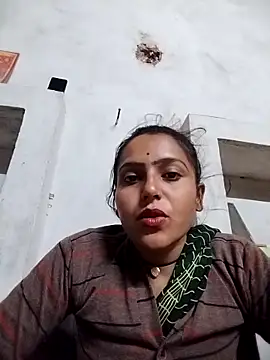 Snapshot of Sonam_shinde chatting on November 17, 2025, 8:24 pm Sonam shinde online show from November 17, 2025, 8:24 pm