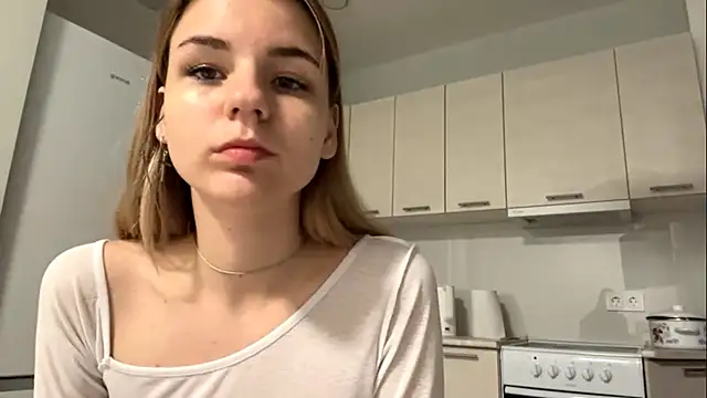 Snapshot of Denni_Spilber chatting on October 3, 2025, 5:14 pm Denni Spilber online show from October 3, 2025, 5:14 pm