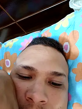 Alexboy022025 online show from October 5, 2025, 9:16 pm