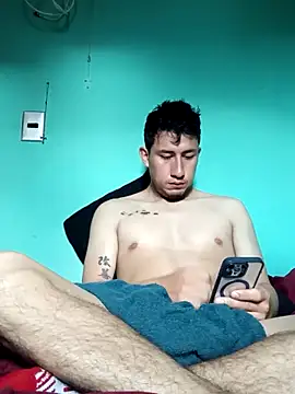 Snapshot of True_Di chatting on September 13, 2025, 12:38 pm True Di online show from September 13, 2025, 12:38 pm