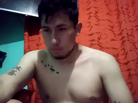 Snapshot of True_Di chatting on September 25, 2025, 1:00 am True Di online show from September 25, 2025, 1:00 am