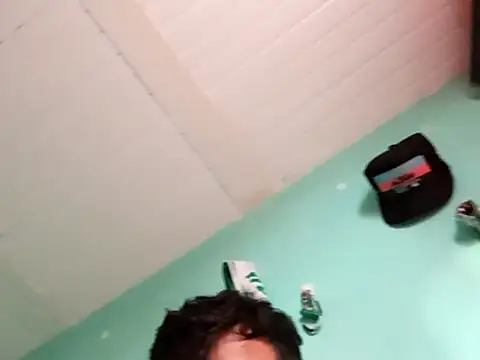 Snapshot of True_Di chatting on September 30, 2025, 9:43 pm True Di online show from September 30, 2025, 9:43 pm