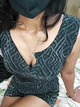 Snapshot of khushicpl chatting on October 18, 2025, 11:07 pm khushicpl online show from October 18, 2025, 11:07 pm