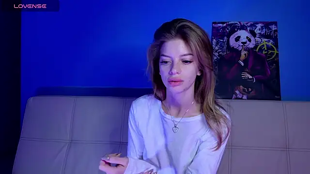 Snapshot of mari__papi chatting on October 8, 2025, 11:01 am mari  papi online show from October 8, 2025, 11:01 am